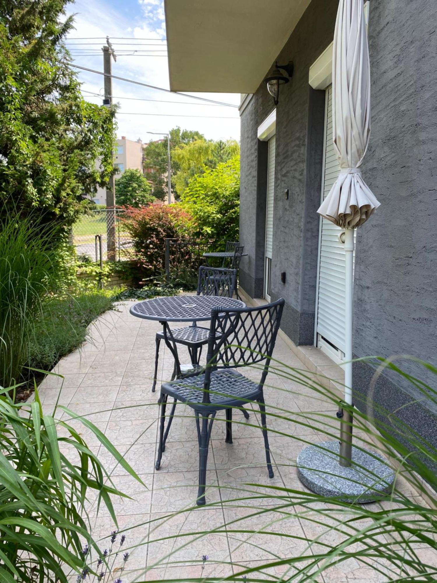 Csenge Apartment